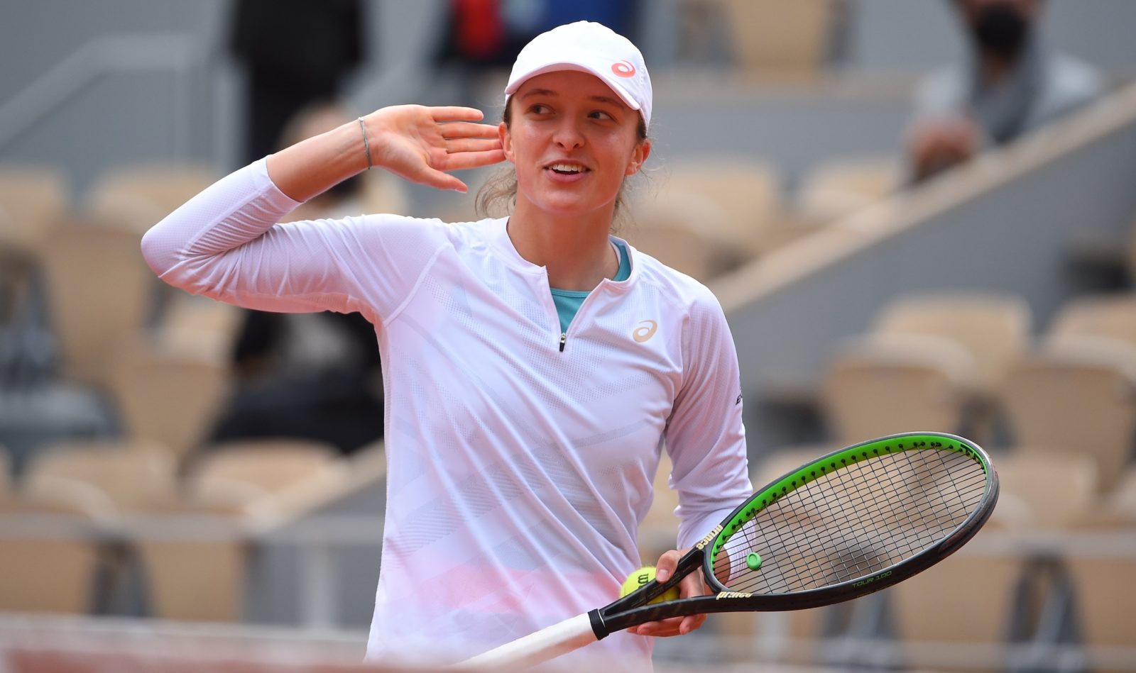 Smells Like Teen Spirit Iga Swiatek Surges Into First Slam Final