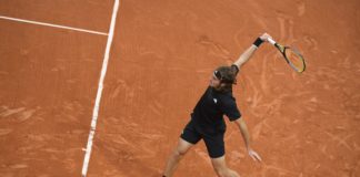 Tsitsipas sees off Dimitrov straight sets, Rublev next