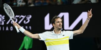 Medvedev crushes Tsitsipas in ill-tempered SF clash