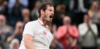 Andy Murray makes winning return to Wimbledon