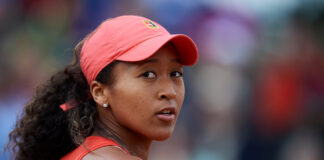 Naomi Osaka breaks down during press conference