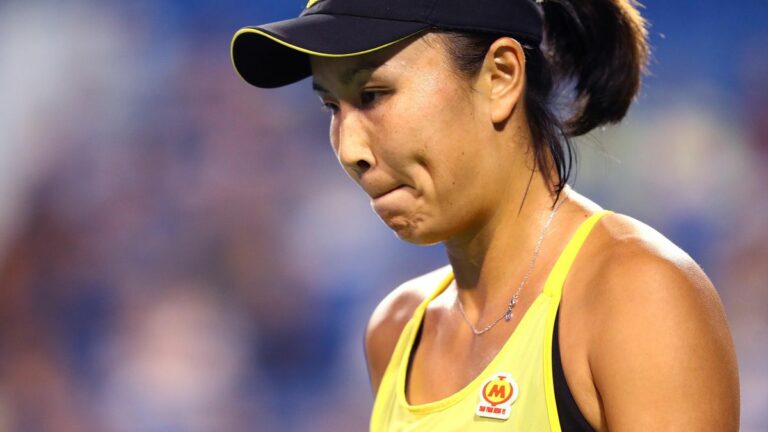 Peng Shuai: WTA suspends tournaments in China