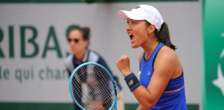Umpire advises French player Harmony Tan to retire