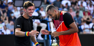 Control the crowd: Showman Nick Kyrgios tells umpire