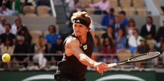 Alexander Zverev halts Carlos Alcaraz at French Open