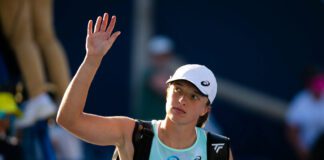 Iga Swiatek unhappy about scheduling clash